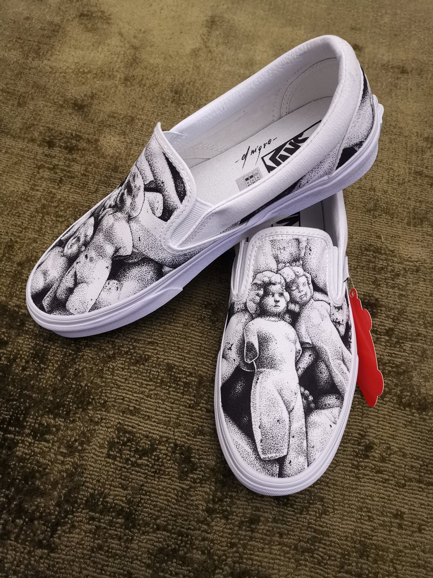 VANS Illustrated shoes (Commissioned)