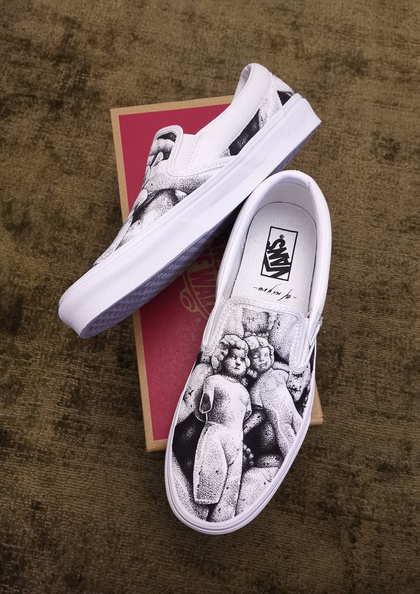 VANS Illustrated shoes (Commissioned)