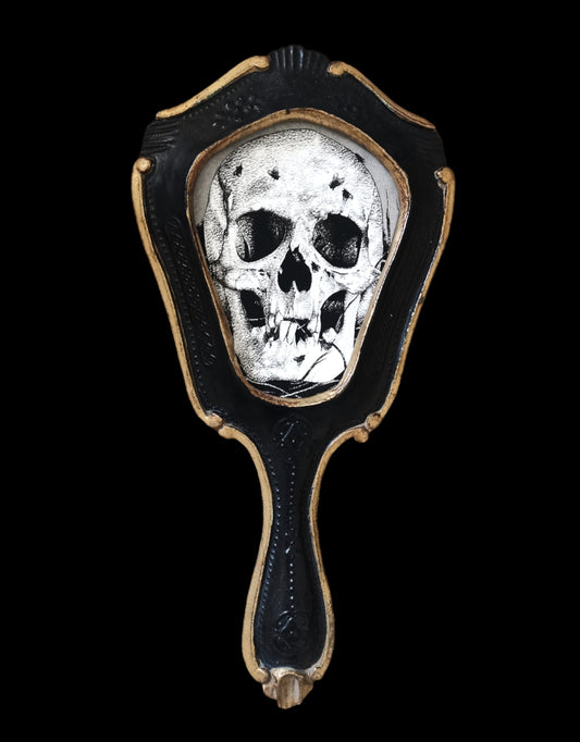 The seven Flys of Mourning